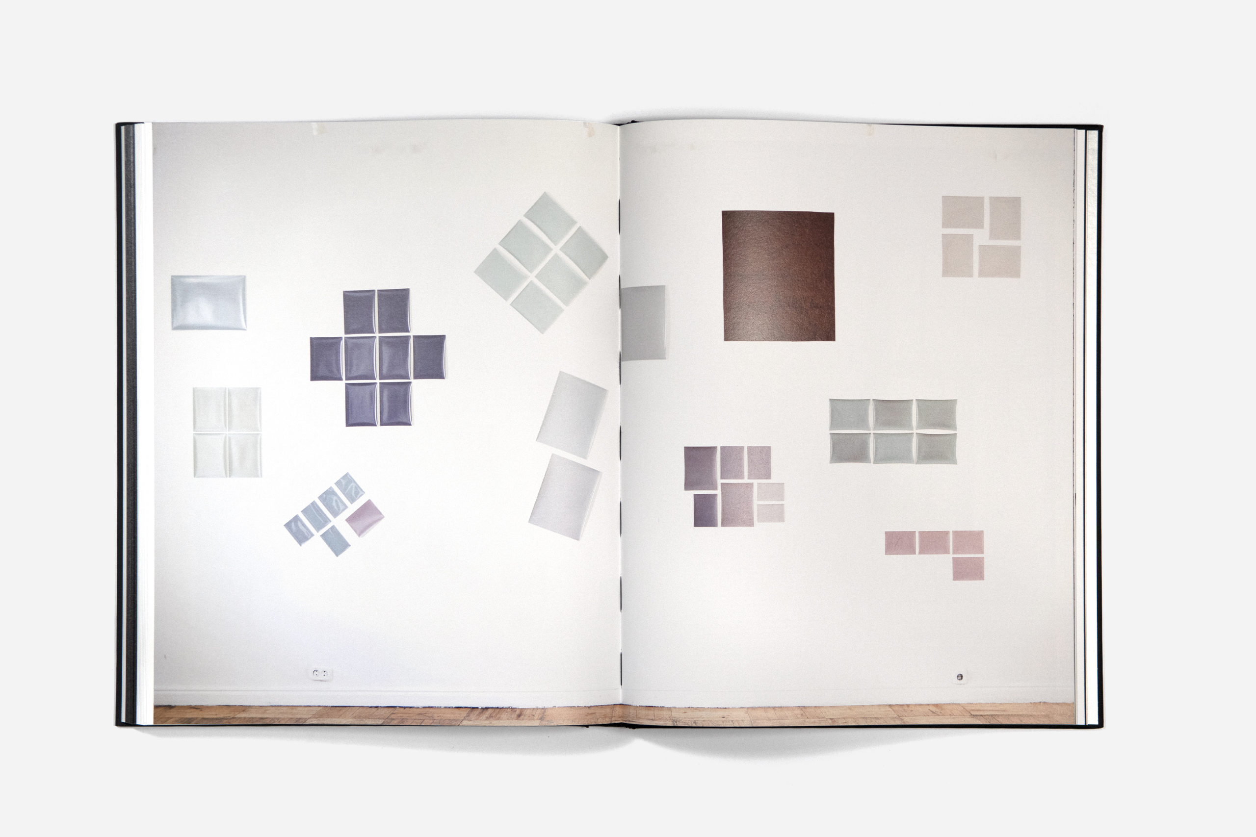 The Never taken images - F&D CartierBook design - Balmer Hählen